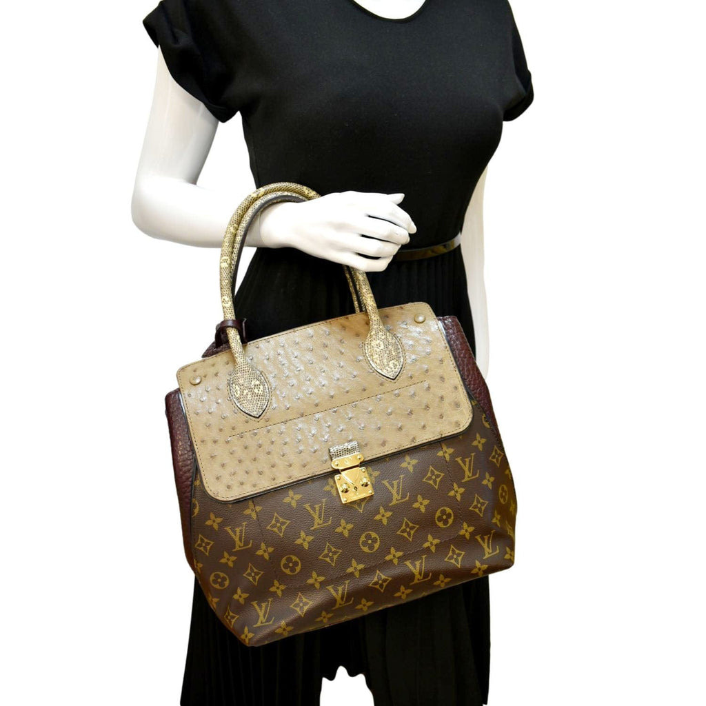 Louis Vuitton Ostrich Lizard Majestueux Tote MM - Brown Totes