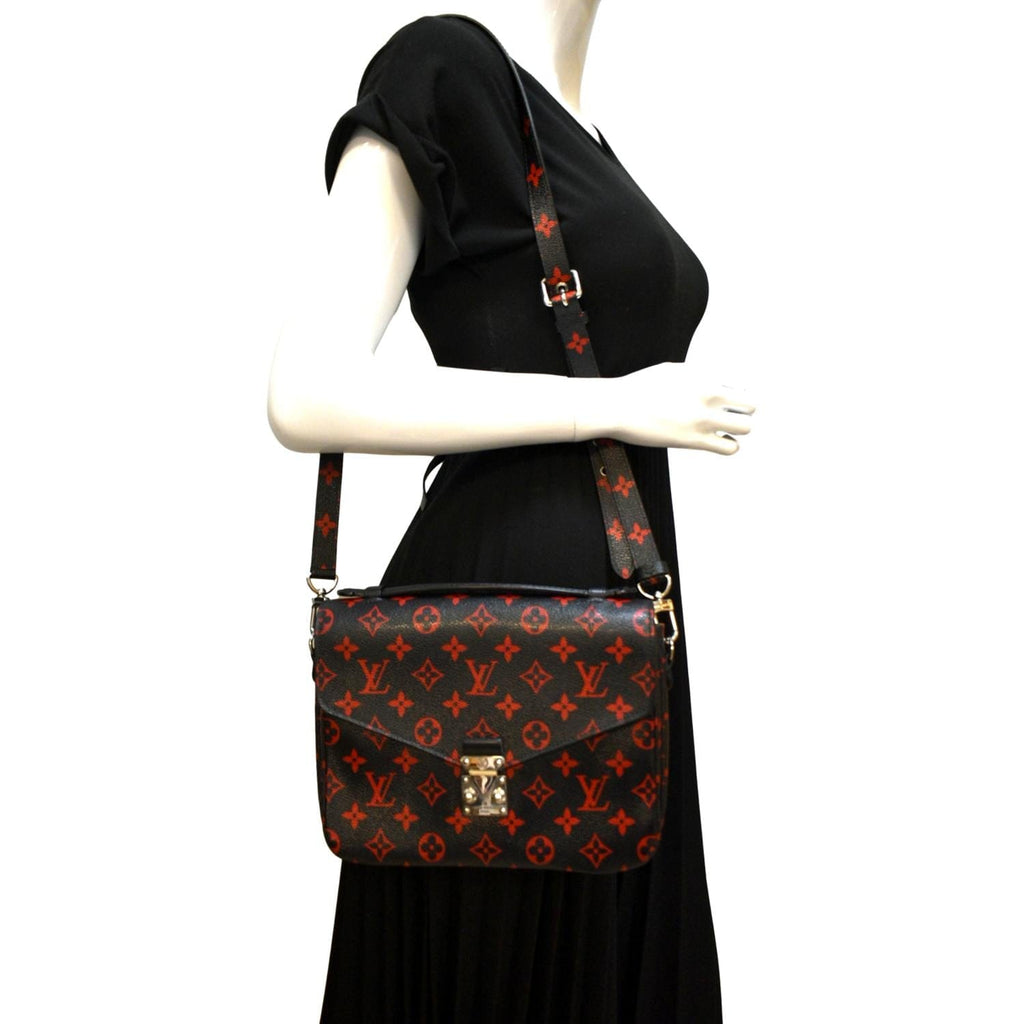 Louis Vuitton Black and Red Monogram Infrarouge Pochette Metis Messenger Bag  For Sale at 1stDibs  black and red lv bag, louis vuitton infrarouge  pochette metis, louis vuitton pochette metis infrarouge