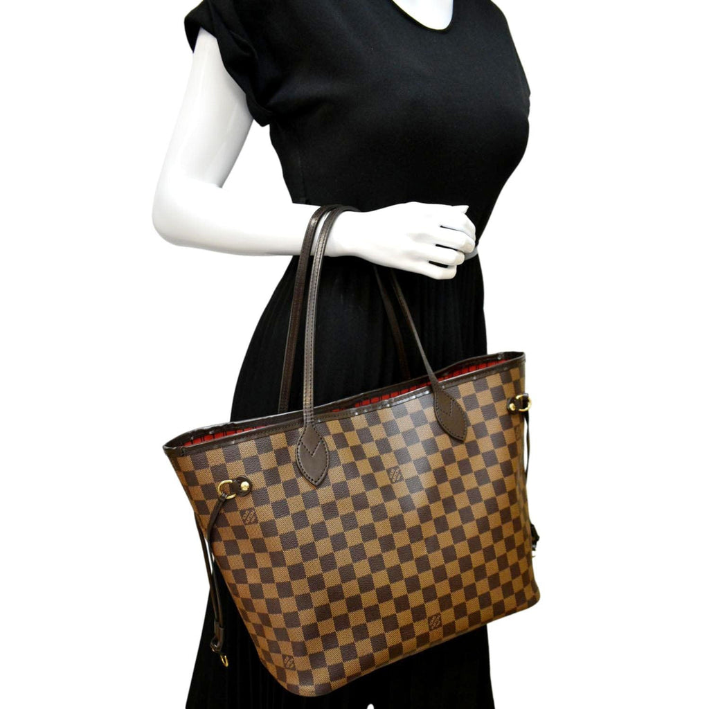 Neverfull leather tote Louis Vuitton Brown in Cloth - 36452409