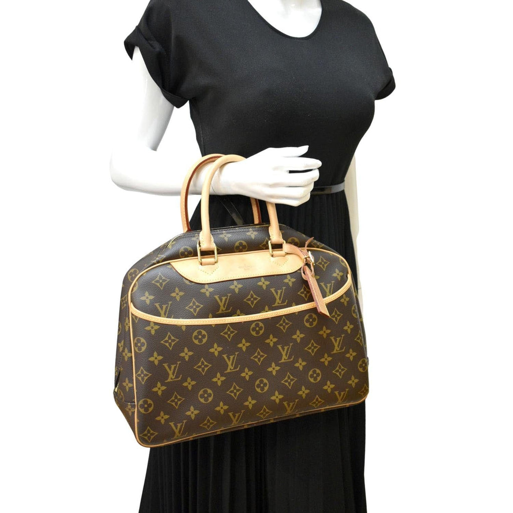 Louis Vuitton 2003 Pre-owned Monogram Deauville Bowling Bag - Brown