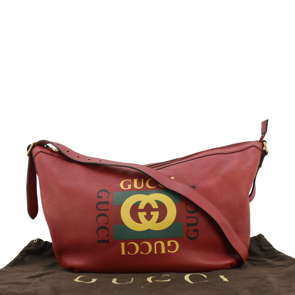 Half-Moon Handbag in Red good Leather