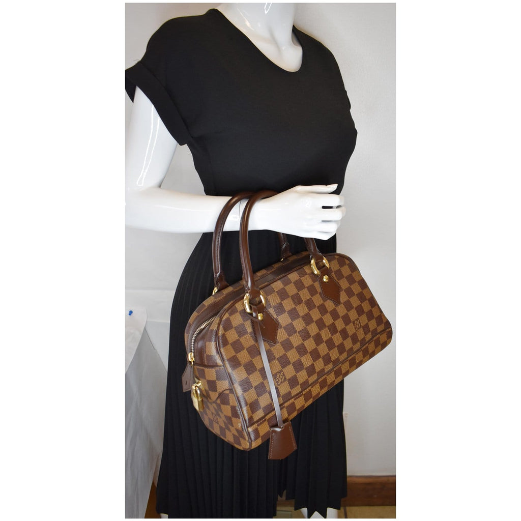 Duomo cloth handbag Louis Vuitton Brown in Cloth - 34316904
