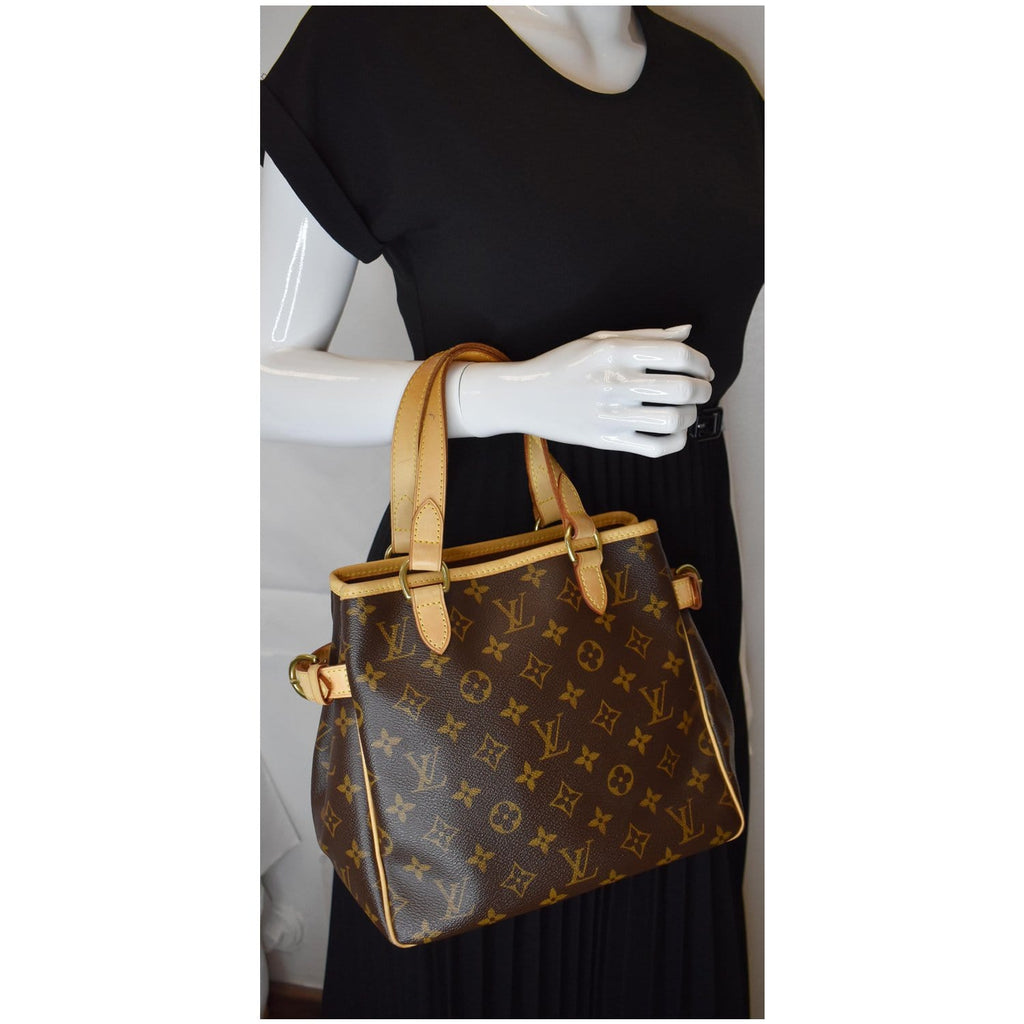 Batignolles cloth handbag Louis Vuitton Brown in Fabric - 33026694