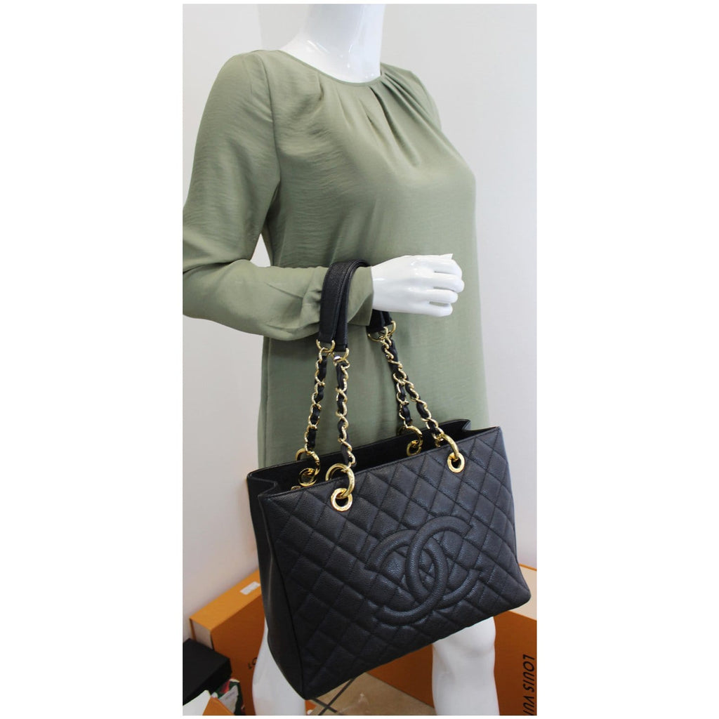 Chanel grand shopping GST Black Leather ref.56821 - Joli Closet