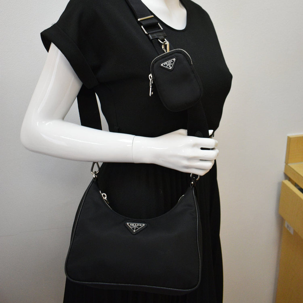 PRADA Nylon Re-Edition 2005 Shoulder Bag Black 1301977