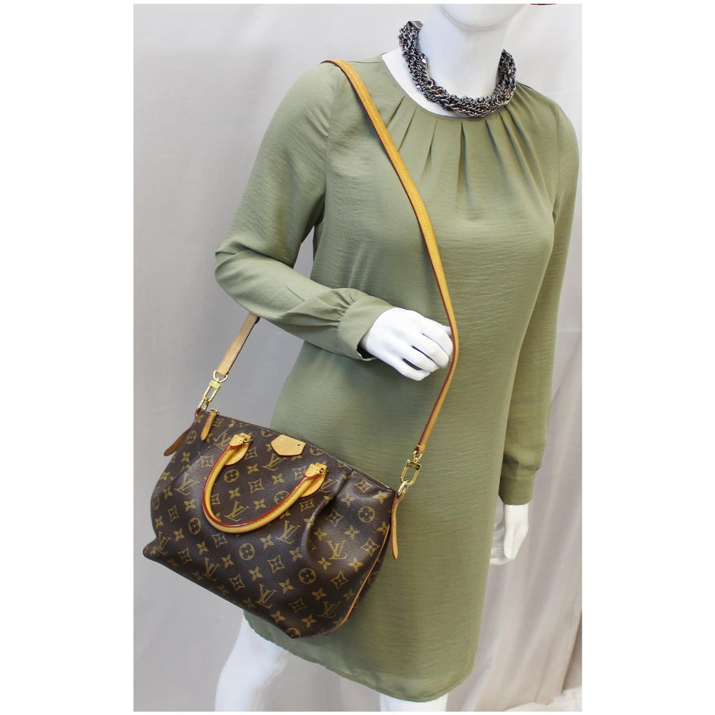 Louis Vuitton Turenne Handbag 345554