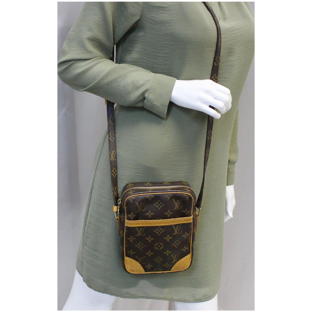 Danube cloth crossbody bag Louis Vuitton Brown in Cloth - 31409948