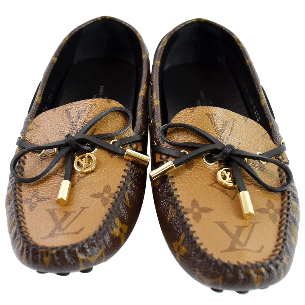 LOUIS VUITTON Moccasin Gloria line loafers leather white Women