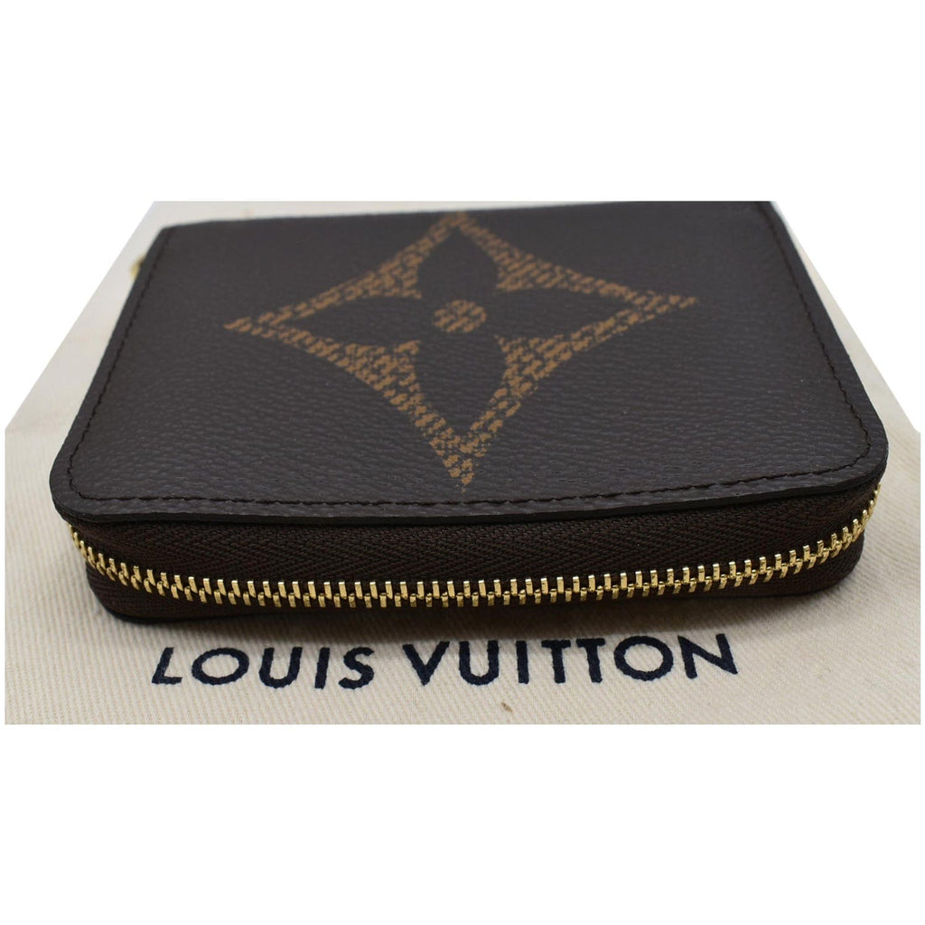 Louis Vuitton Wallet Giant Monogram Zippy Coin Purse NWT Receipt Box