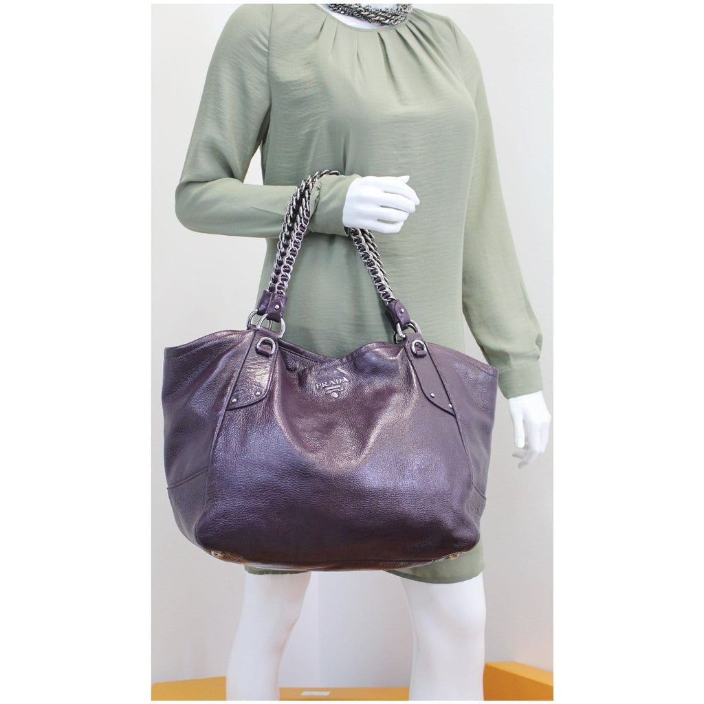 Black Prada Cervo Lux Chain Shoulder Bag – Designer Revival
