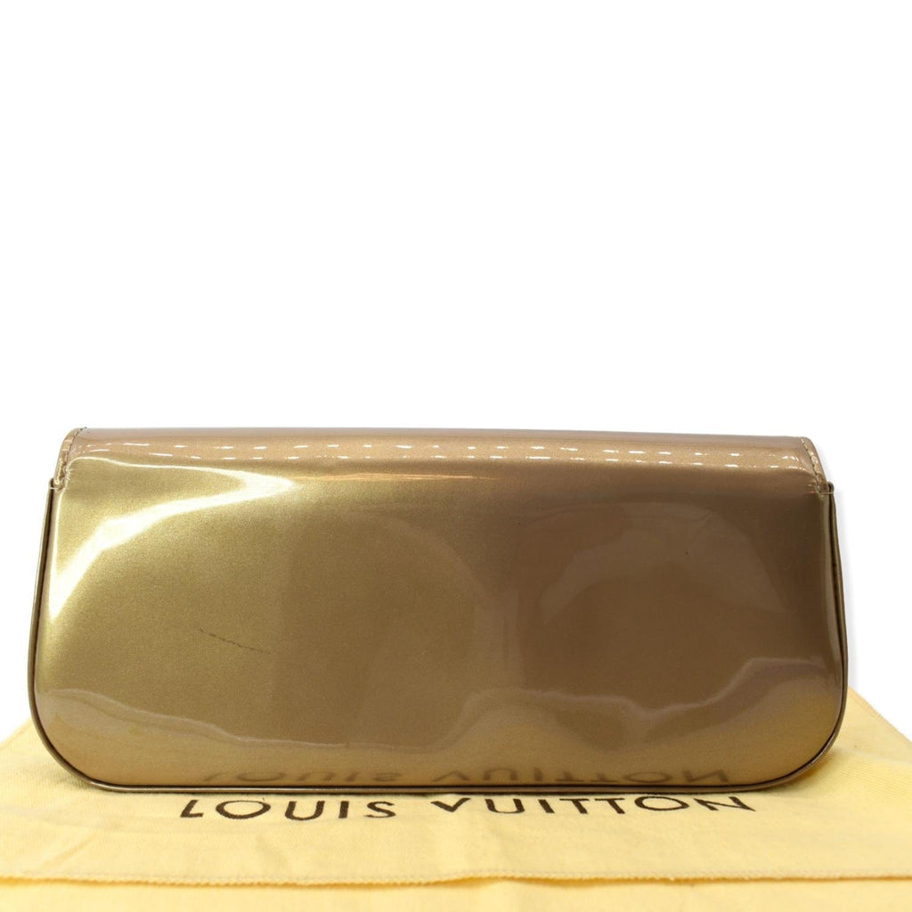 Louis Vuitton Blanc Corail Vernis Pochette SoBe Clutch Bag