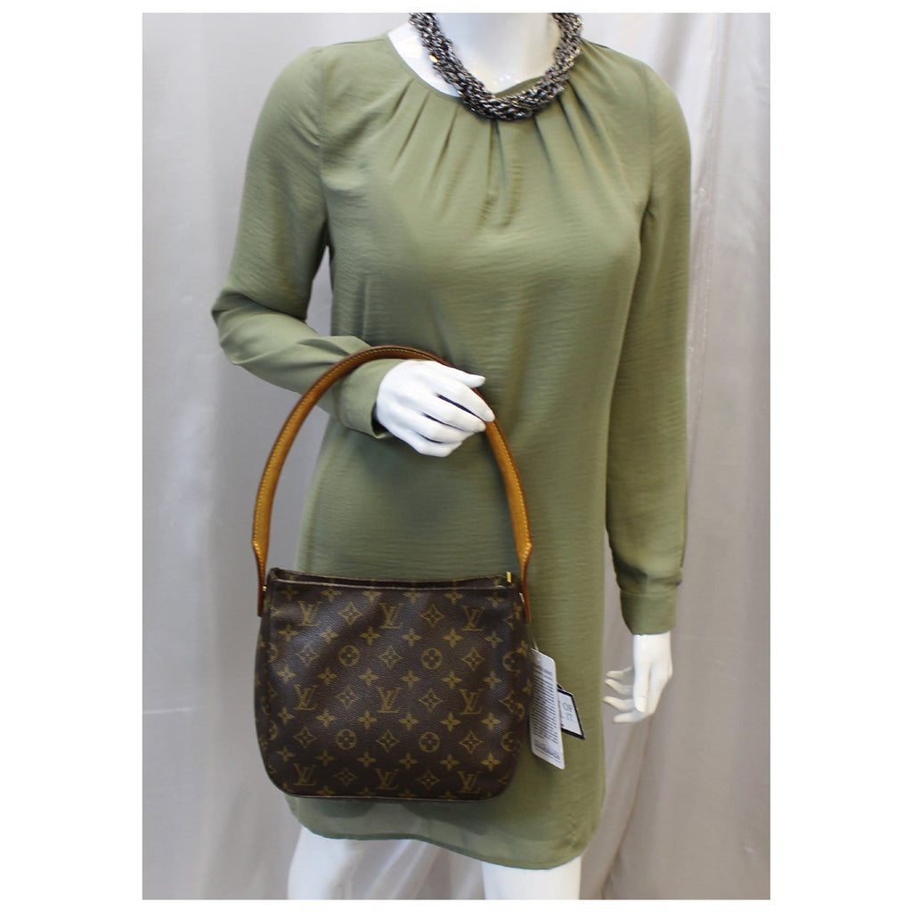 Louis Vuitton Looping Handbag 363385