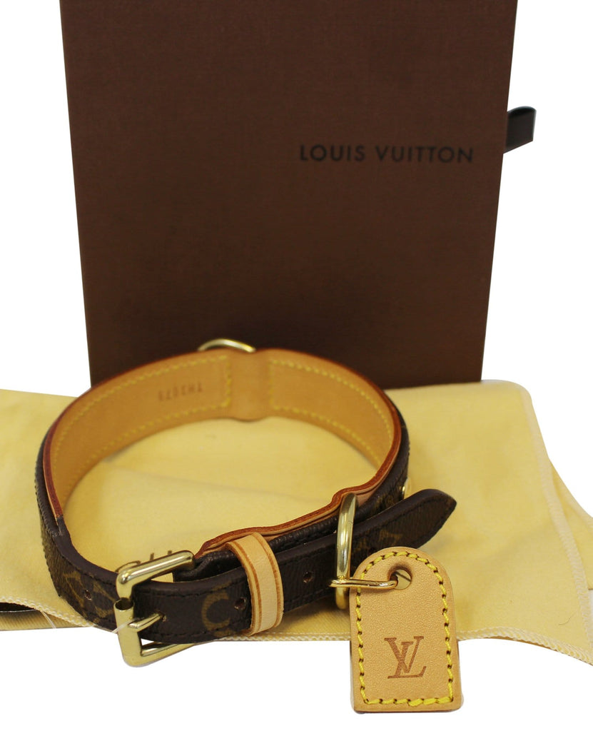 Shop Louis Vuitton MONOGRAM Baxter dog leash mm (M80338) by sweet