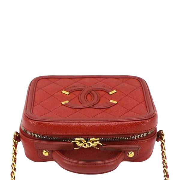 CHANEL Vanity Case Filigree CC Caviar Quilted Shoulder Bag Red upper look