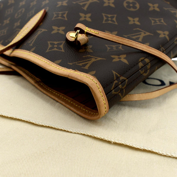 LOUIS VUITTON Neverfull MM Monogram Canvas Tote Bag Brown