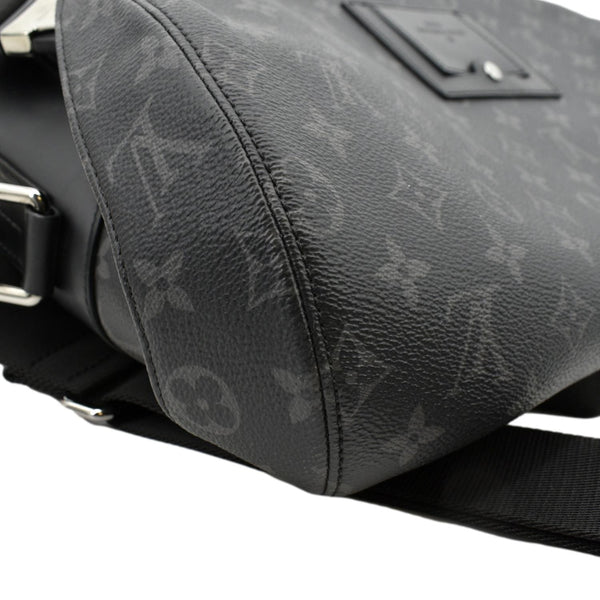  Louis Vuitton Voyager MM Monogram Messenger Bag Black - Left