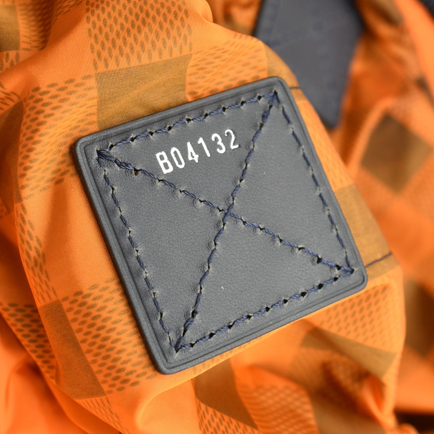Louis Vuitton Damier Azur Keepall 50 duffle bag 48lz61 Leather ref.617264 -  Joli Closet