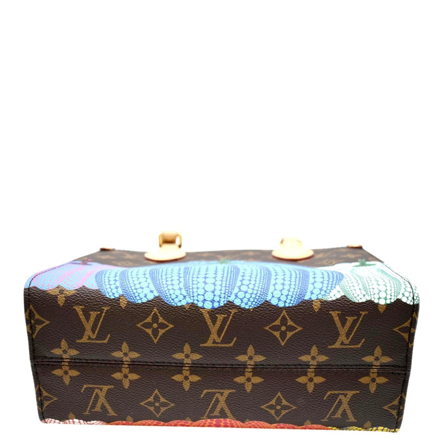 BRAND NEW AUTHENTIC LOUIS VUITTON YK ON THE GO PM CROSSBODY