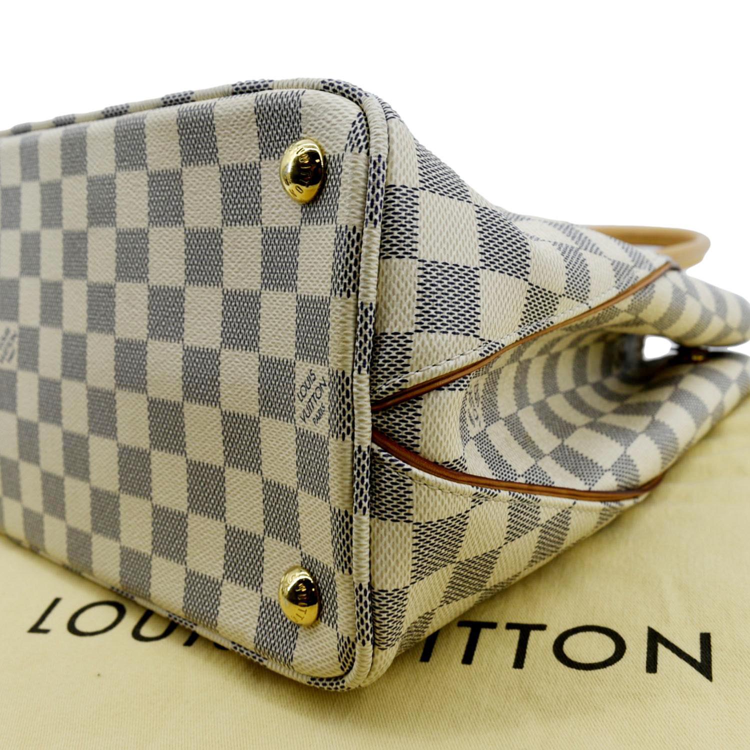 Louis Vuitton Calvi Handbag