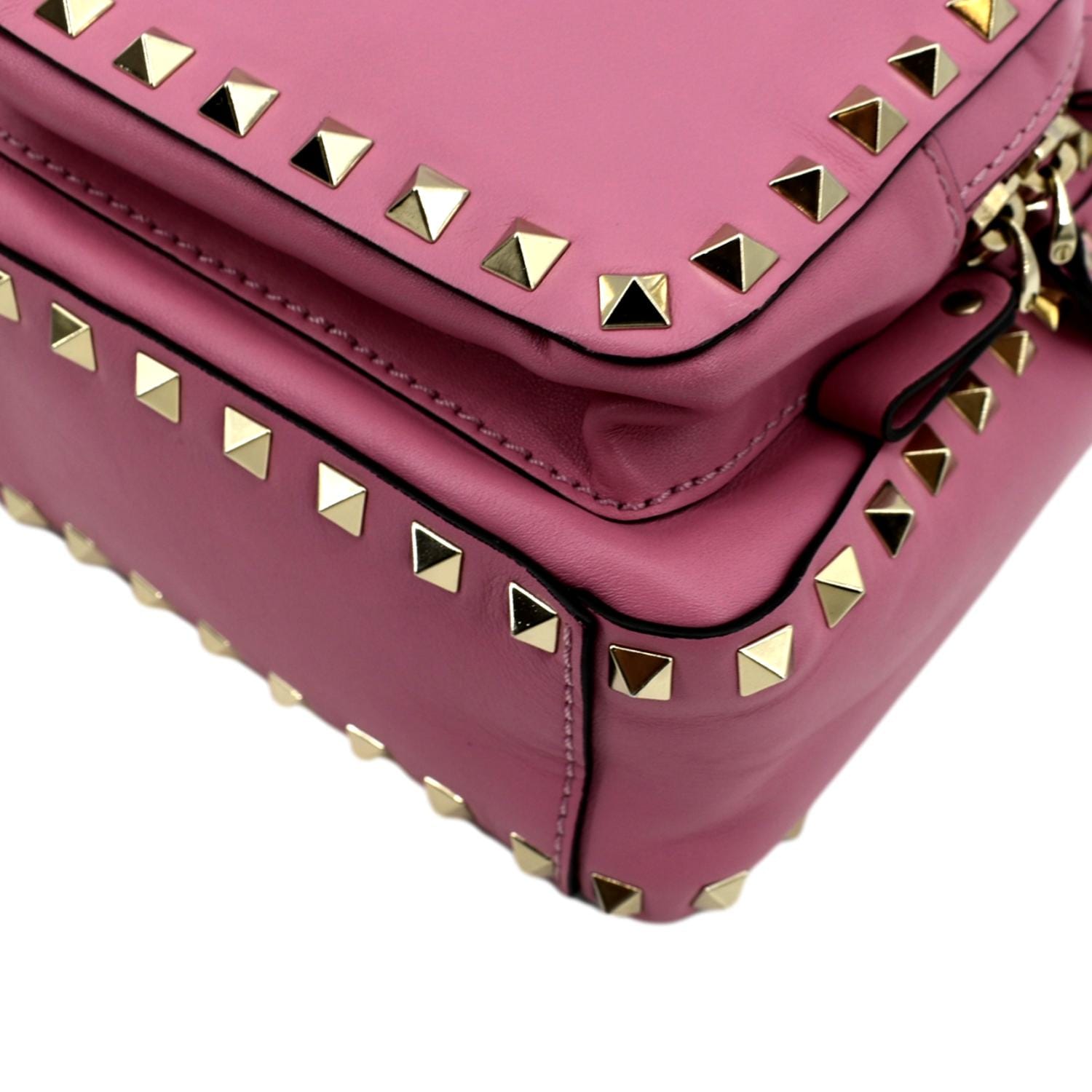 VALENTINO Garavani Rockstud Leather Backpack Pink