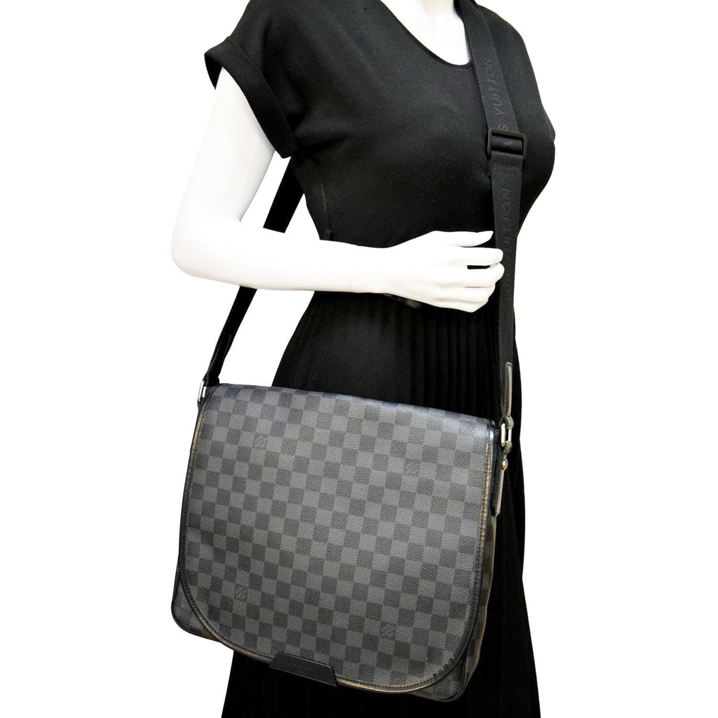 Louis Vuitton Louis Vuitton Rivoli Monogram Canvas Business Hand Bag