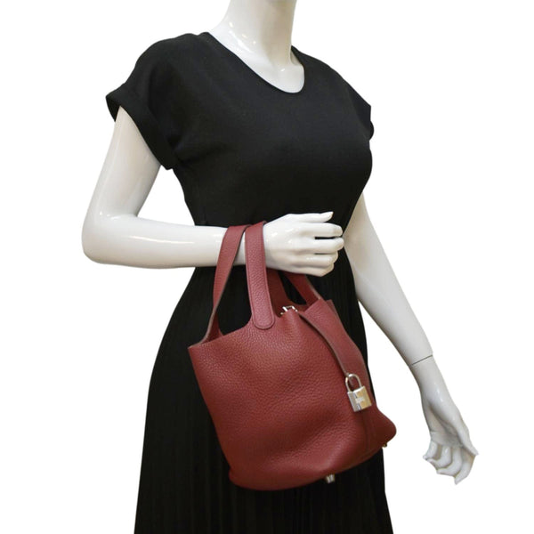 HERMES Picotin Lock 18 Taurillon Clemence Leather Hobo Bag Burgundy