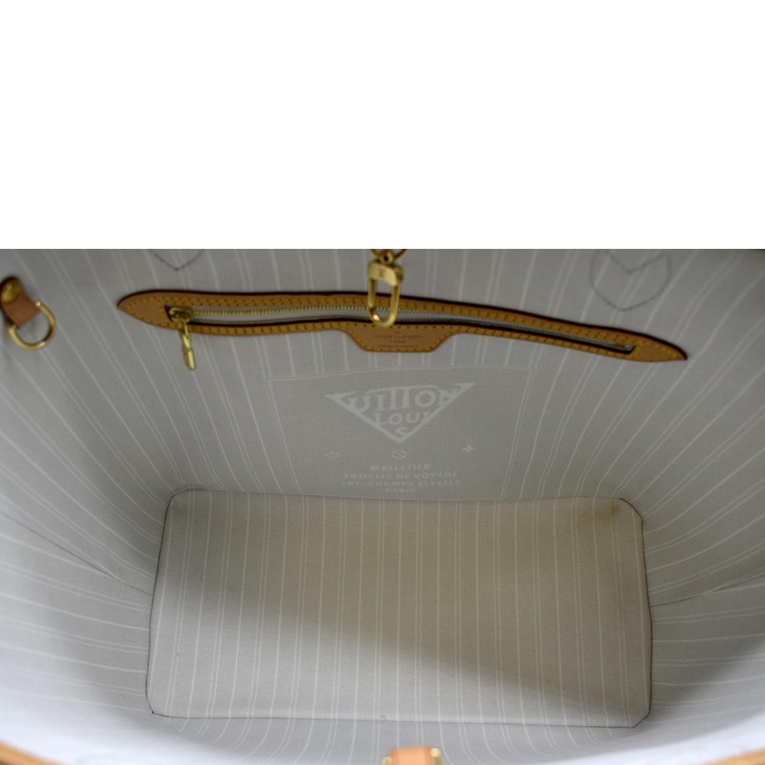 Louis Vuitton Monogram By The Pool Neverfull MM Pochette Brume -  MyDesignerly