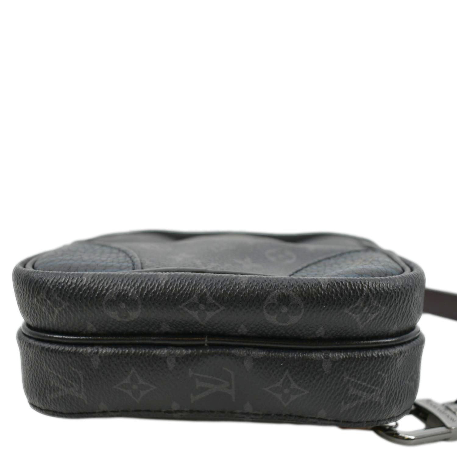 Louis Vuitton e Sling Bag Patchwork Monogram Eclipse and Leather  Black 7412558