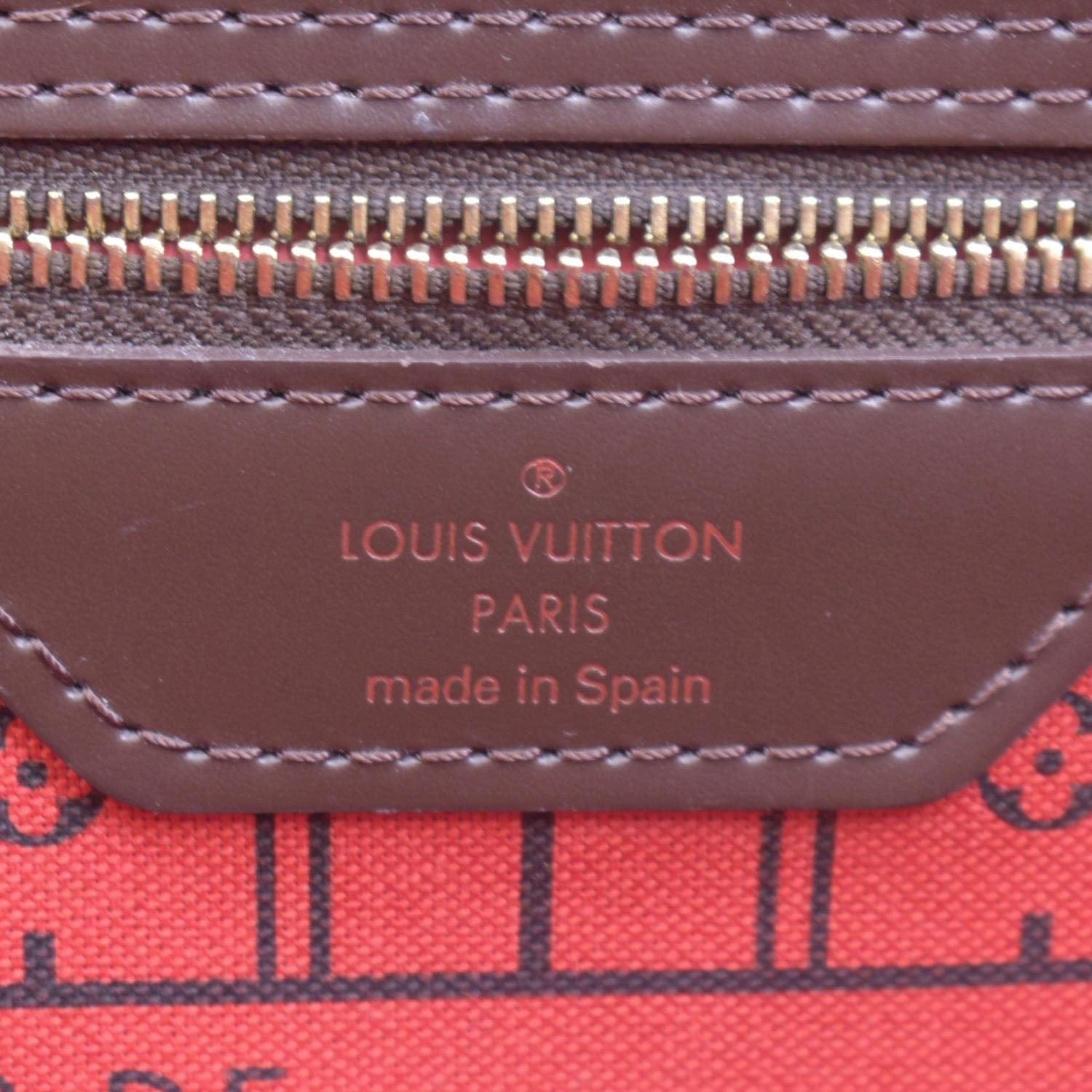 Louis Vuitton Damier Ebene Caïssa Clutch - Brown Shoulder Bags