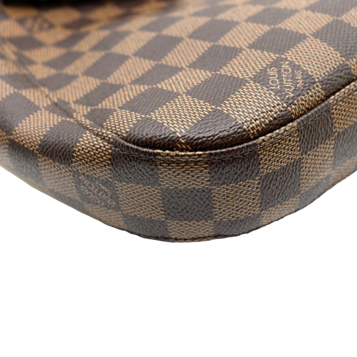 Authentic Louis Vuitton Damier Ebene South Bank Besace Bag