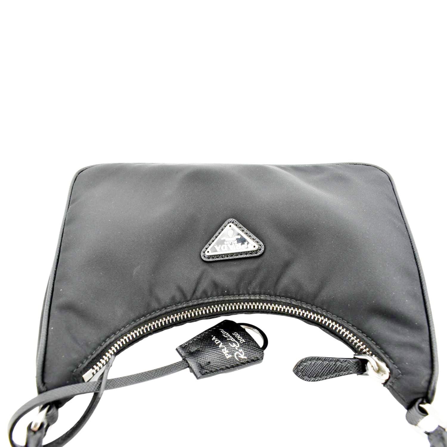 PRADA Re-Nylon Re-Edition 2005 Shoulder Bag Black | FASHIONPHILE