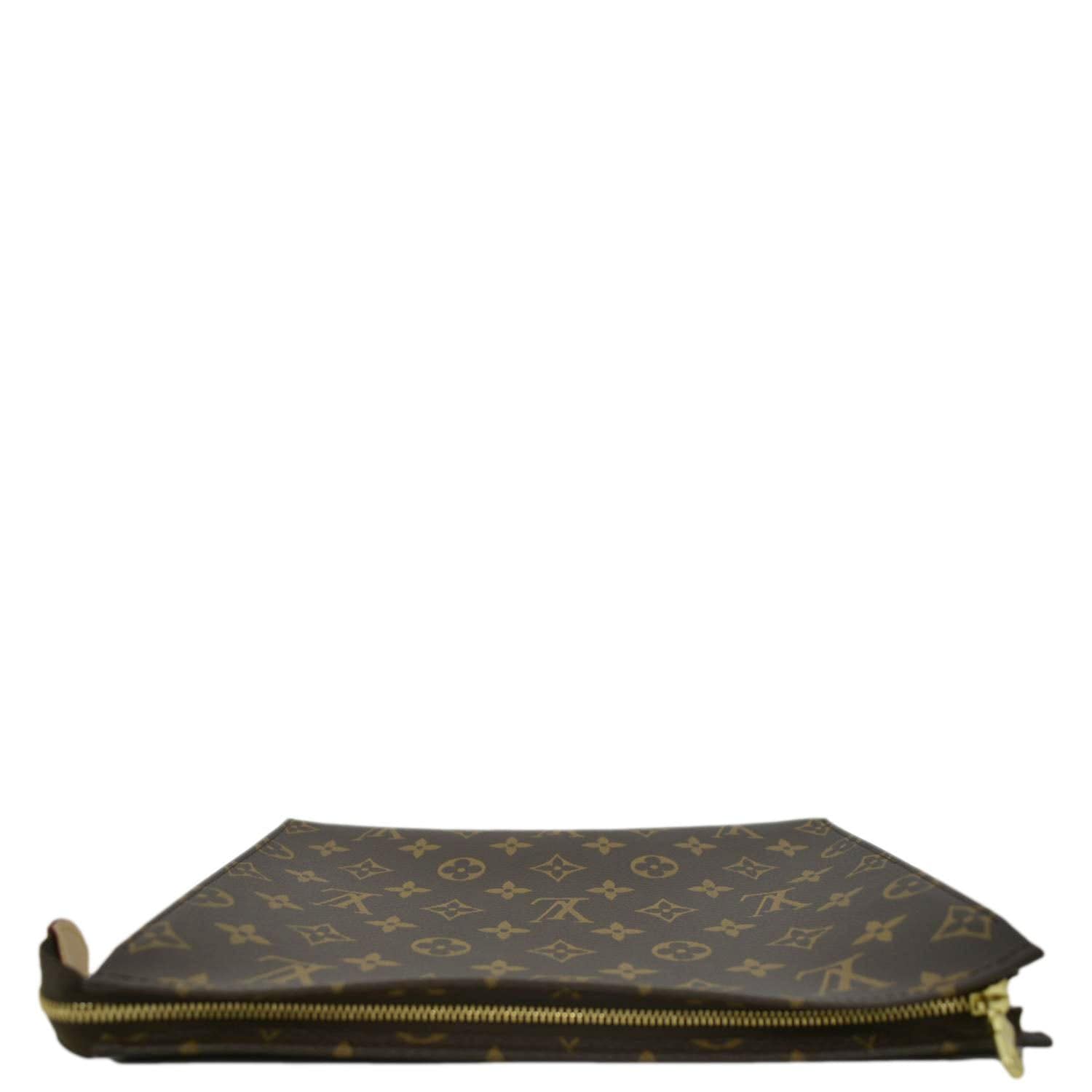 LOUIS VUITTON Toiletry 26 Monogram Canvas Cosmetic Pouch Brown