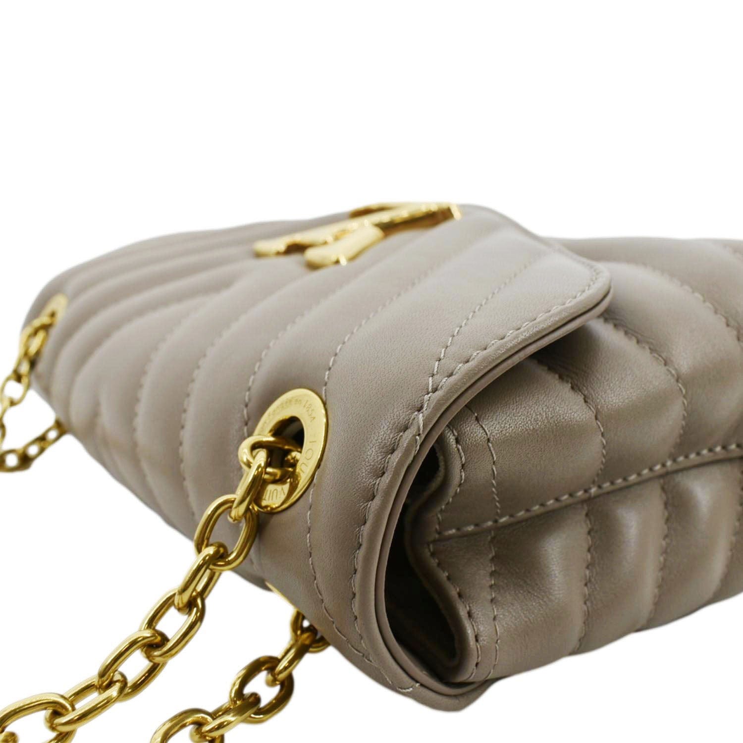 Louis Vuitton Dark Taupe Quilted Calf New Wave Chain GM For Sale at 1stDibs