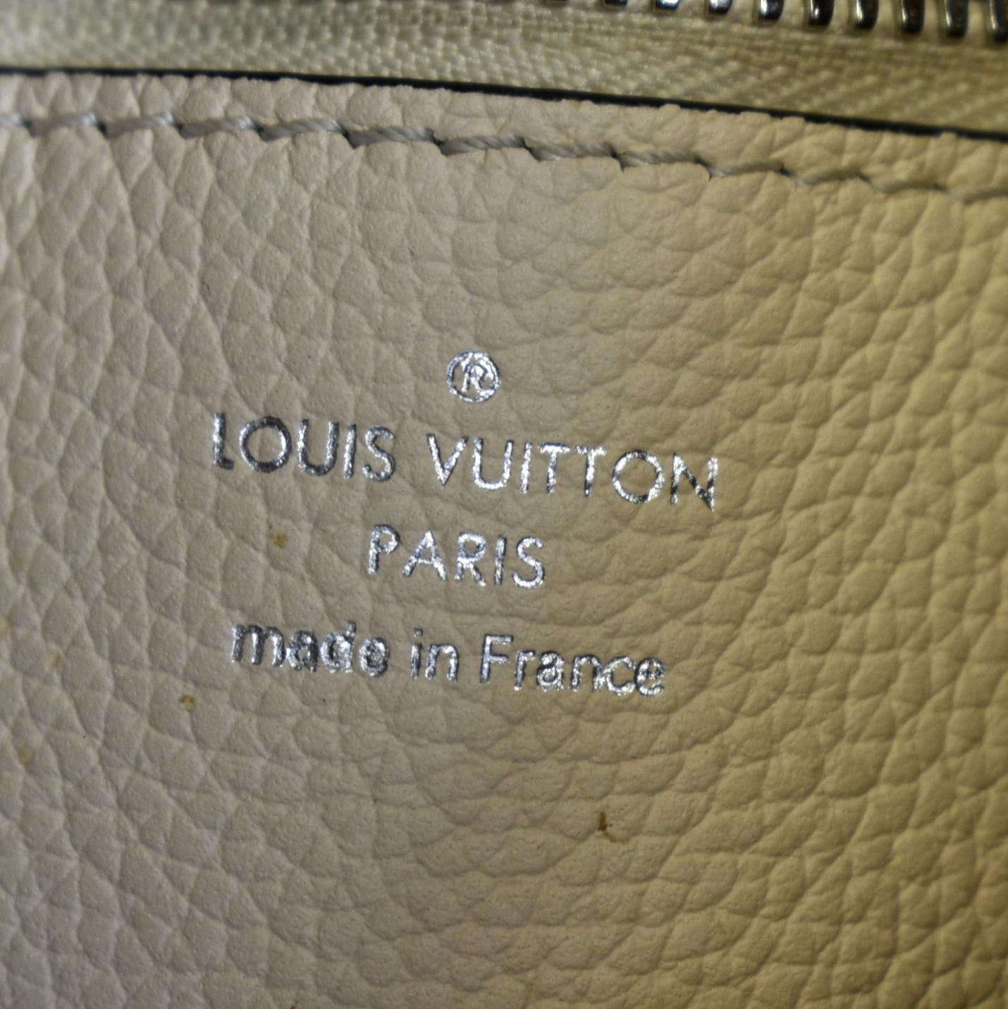 Louis Vuitton MURIA, Brown, One Size