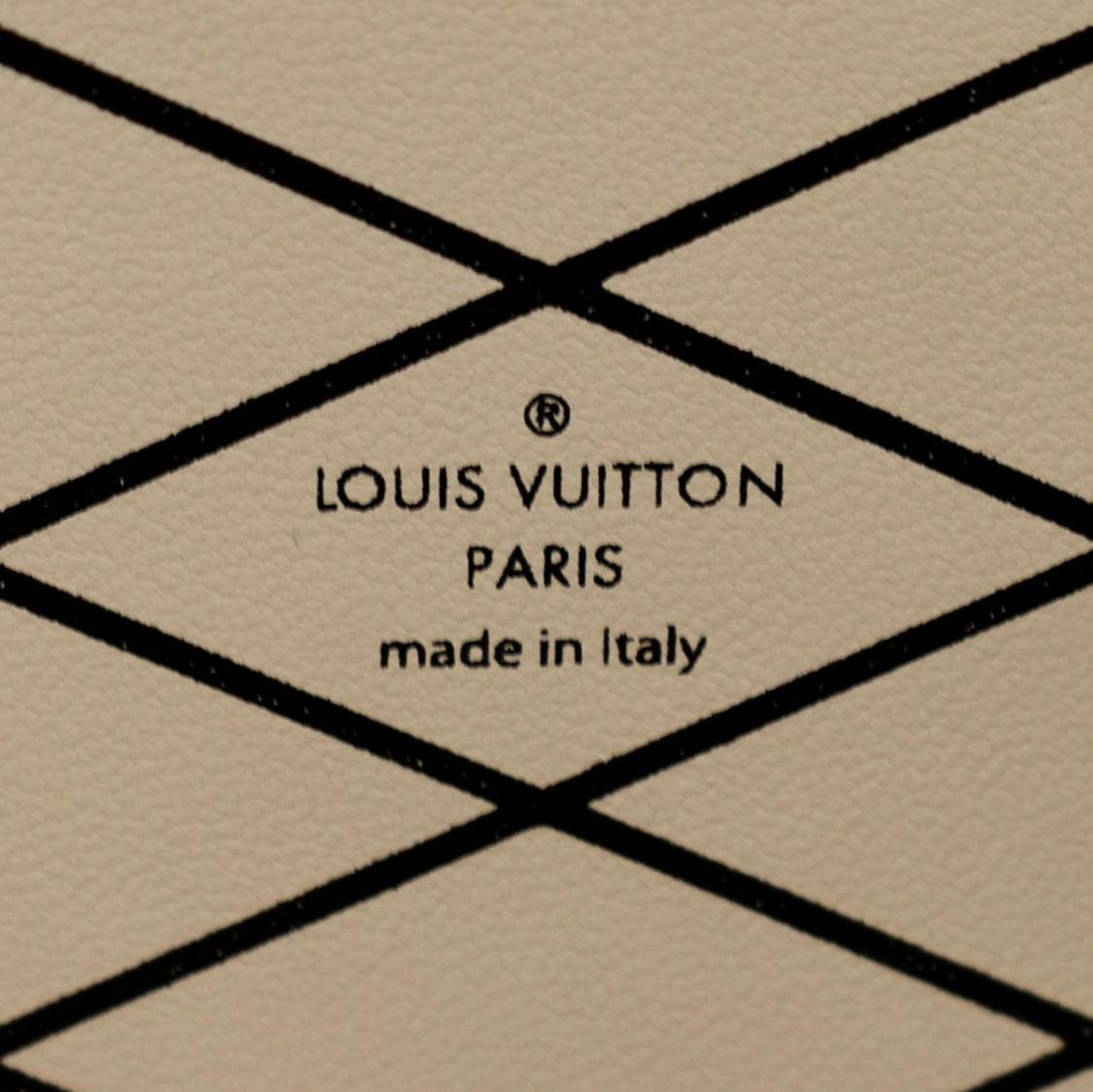 Petite malle leather crossbody bag Louis Vuitton Multicolour in Leather -  31481001