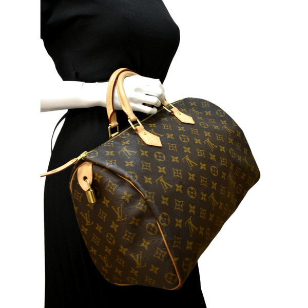 LOUIS VUITTON Speedy 35 Monogram Canvas Satchel Bag Brown