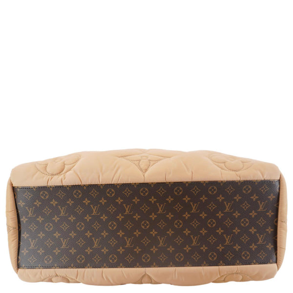 LOUIS VUITTON Onthego Giant Monogram Pillow Shoulder Bag Brown