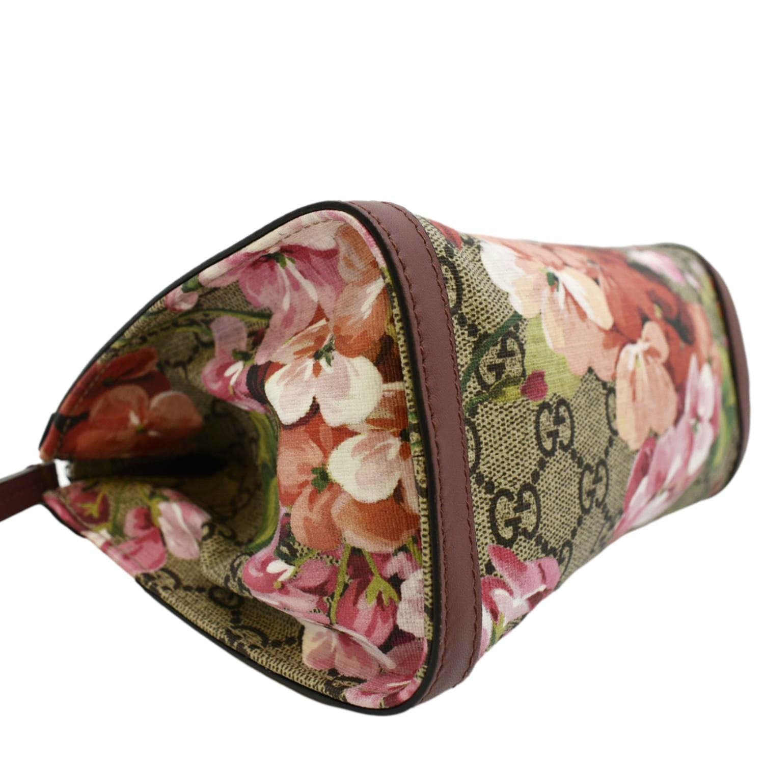 Gucci Bloom bag  Makeup bags travel, Bags, Gucci