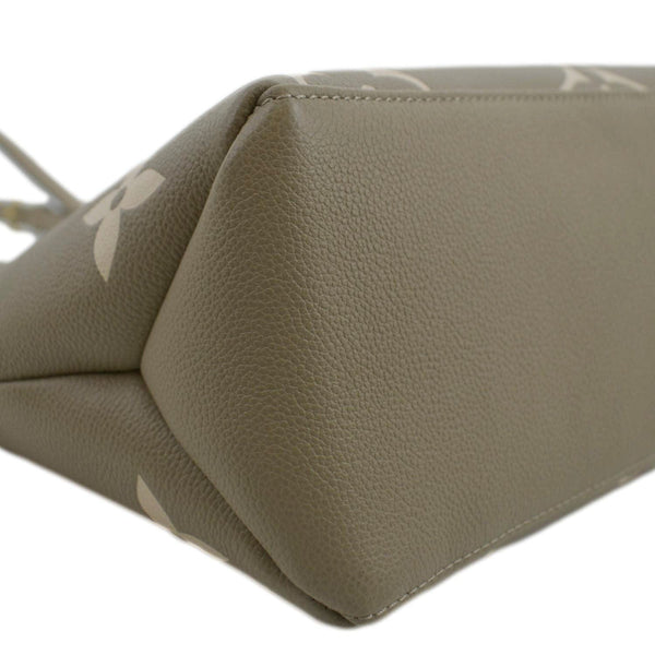 LOUIS VUITTON Petit Palais Embossed Leather Shoulder Bag Bicolor