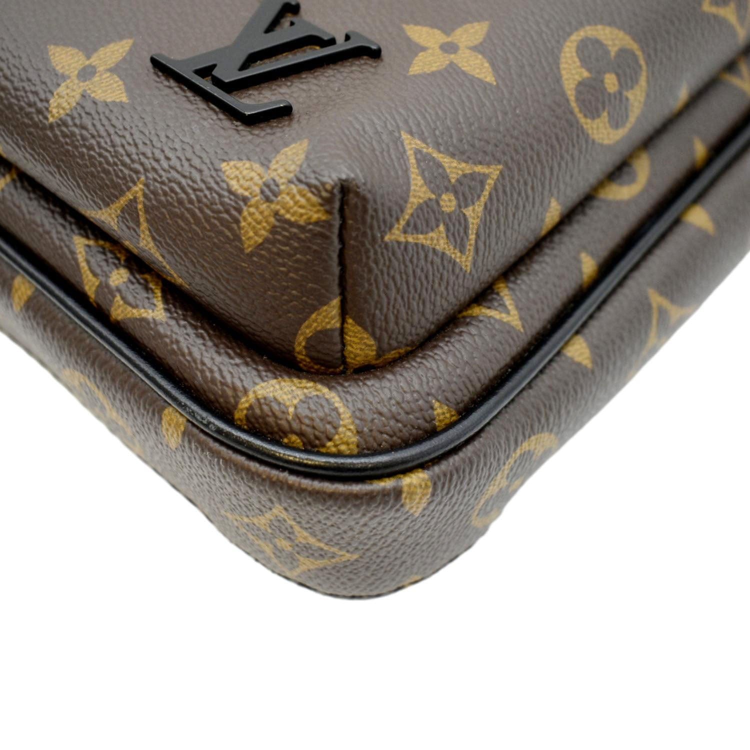 Louis-Vuitton - Bags & Backpacks, Purses & Wallets