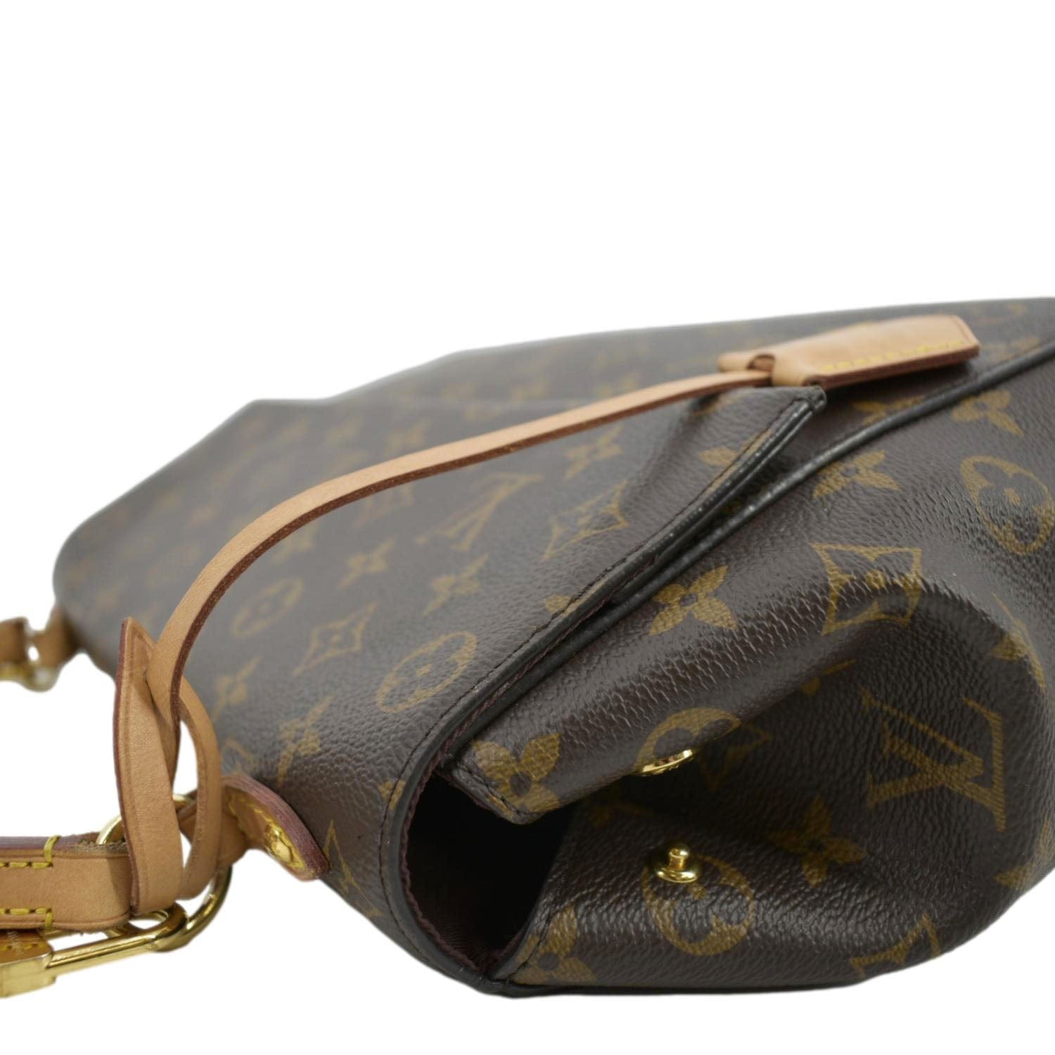 Cluny cloth handbag Louis Vuitton Brown in Cloth - 22085957