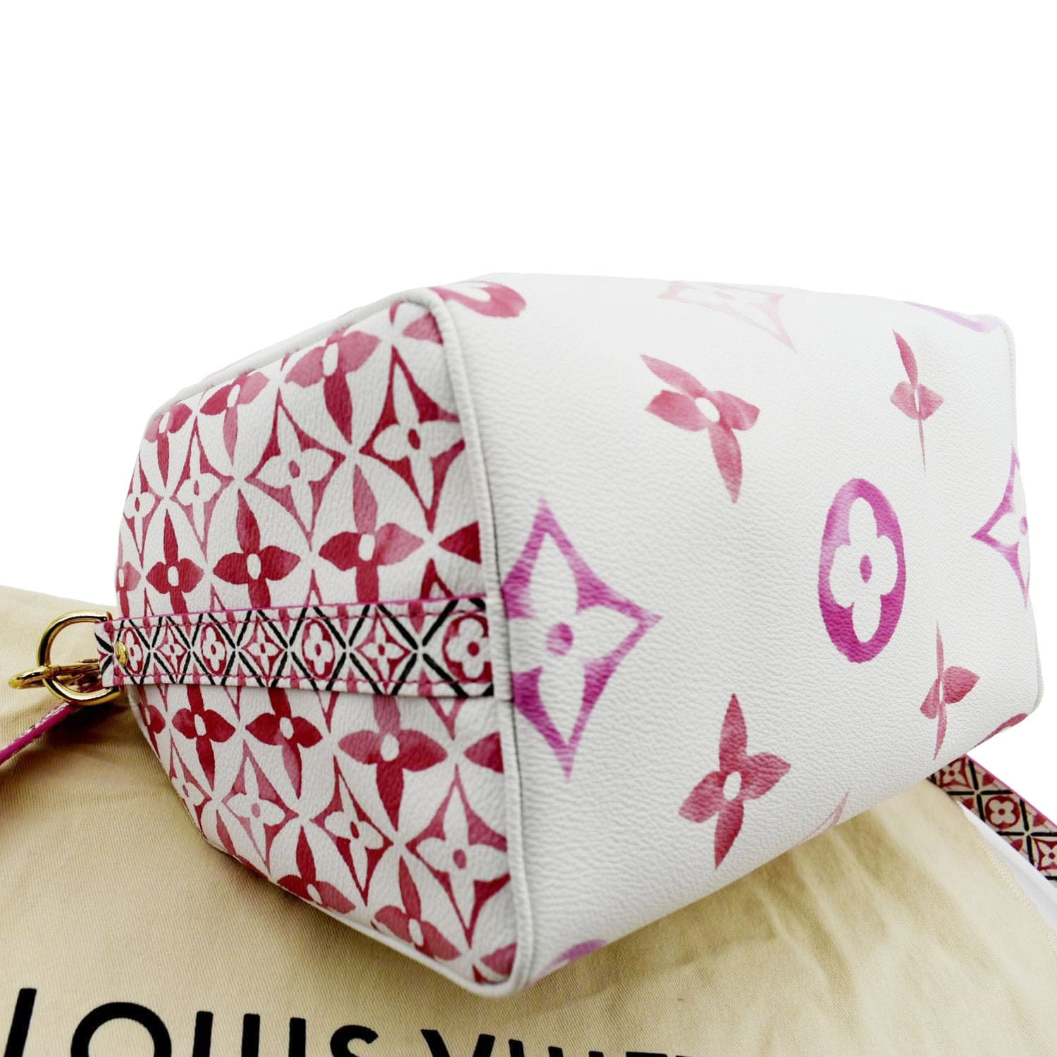 Speedy bandoulière cloth handbag Louis Vuitton Pink in Cloth