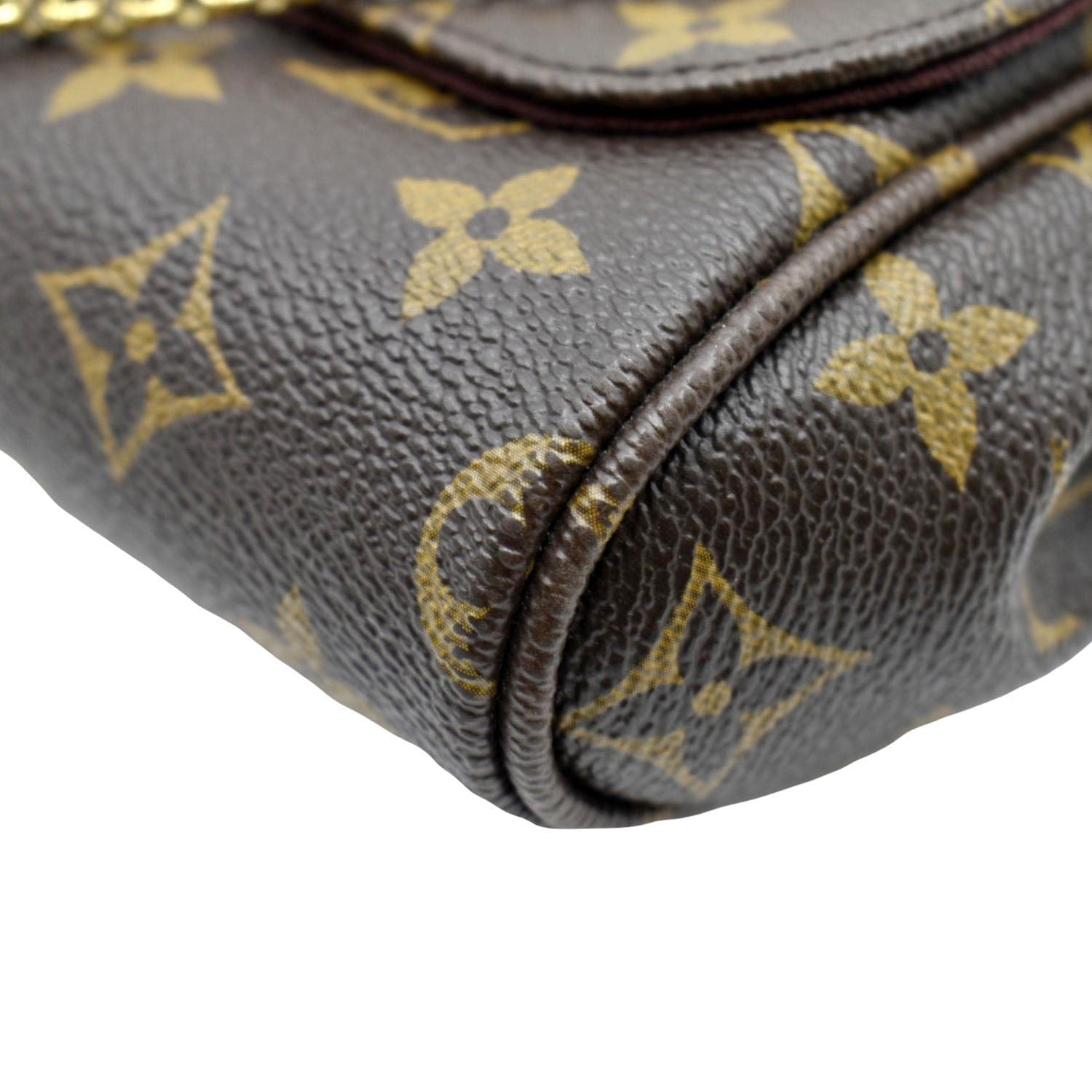 Favorite cloth crossbody bag Louis Vuitton Brown in Cloth - 25100766