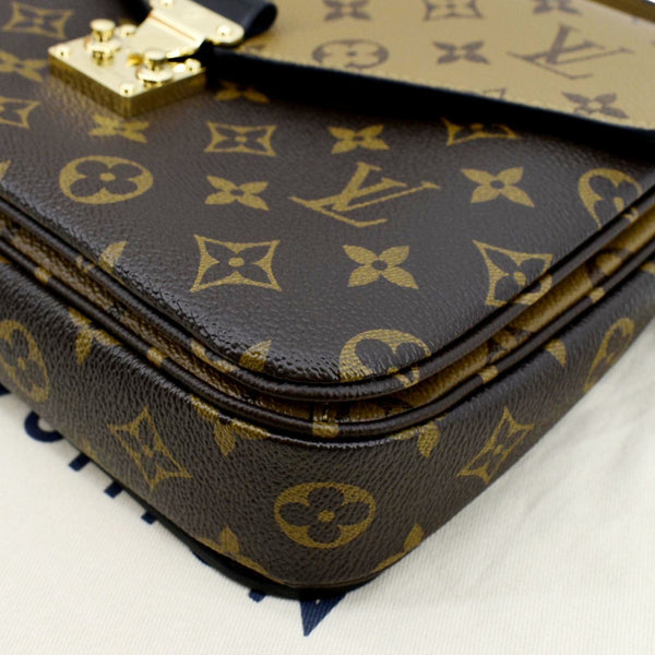 LOUIS VUITTON Metis Pochette Reverse Monogram Canvas Crossbody Bag Brown