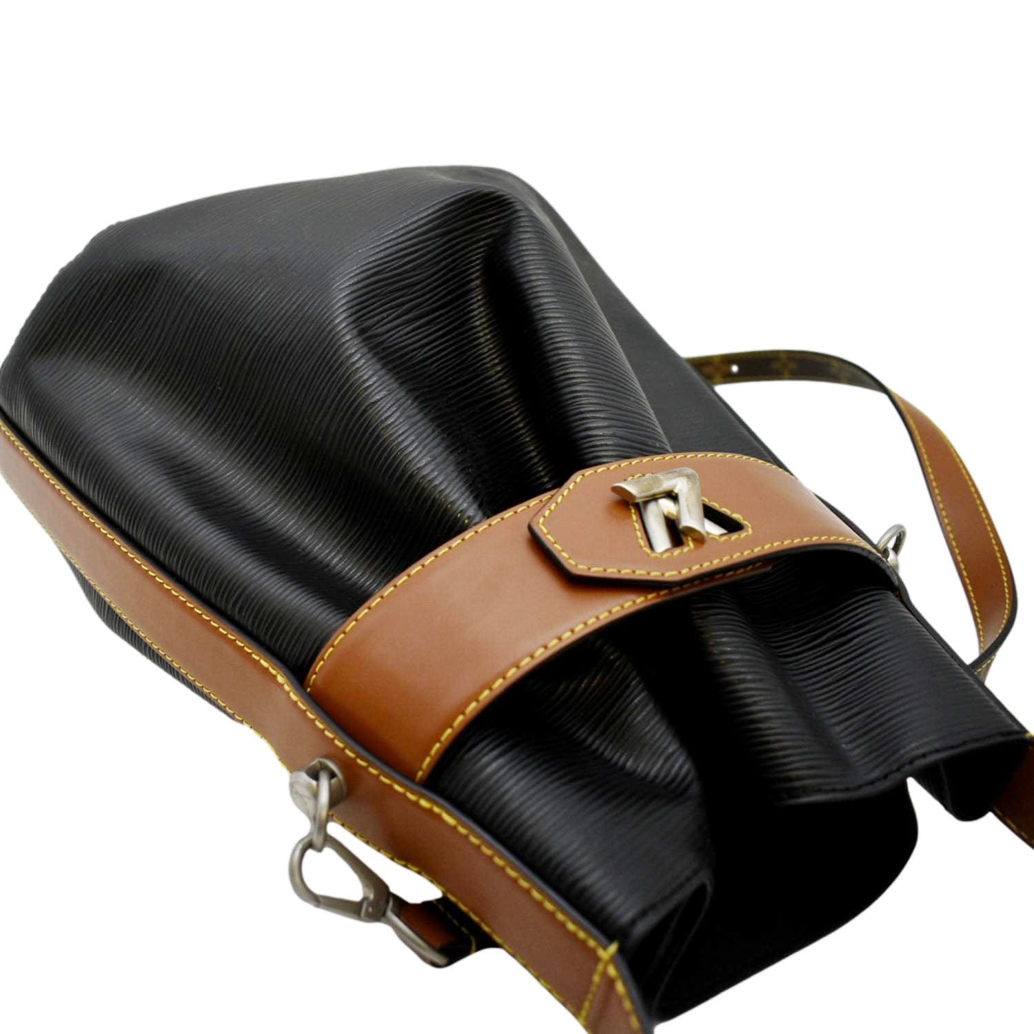 Louis Vuitton Twist Bucket Bag Epi Leather Gold 533831