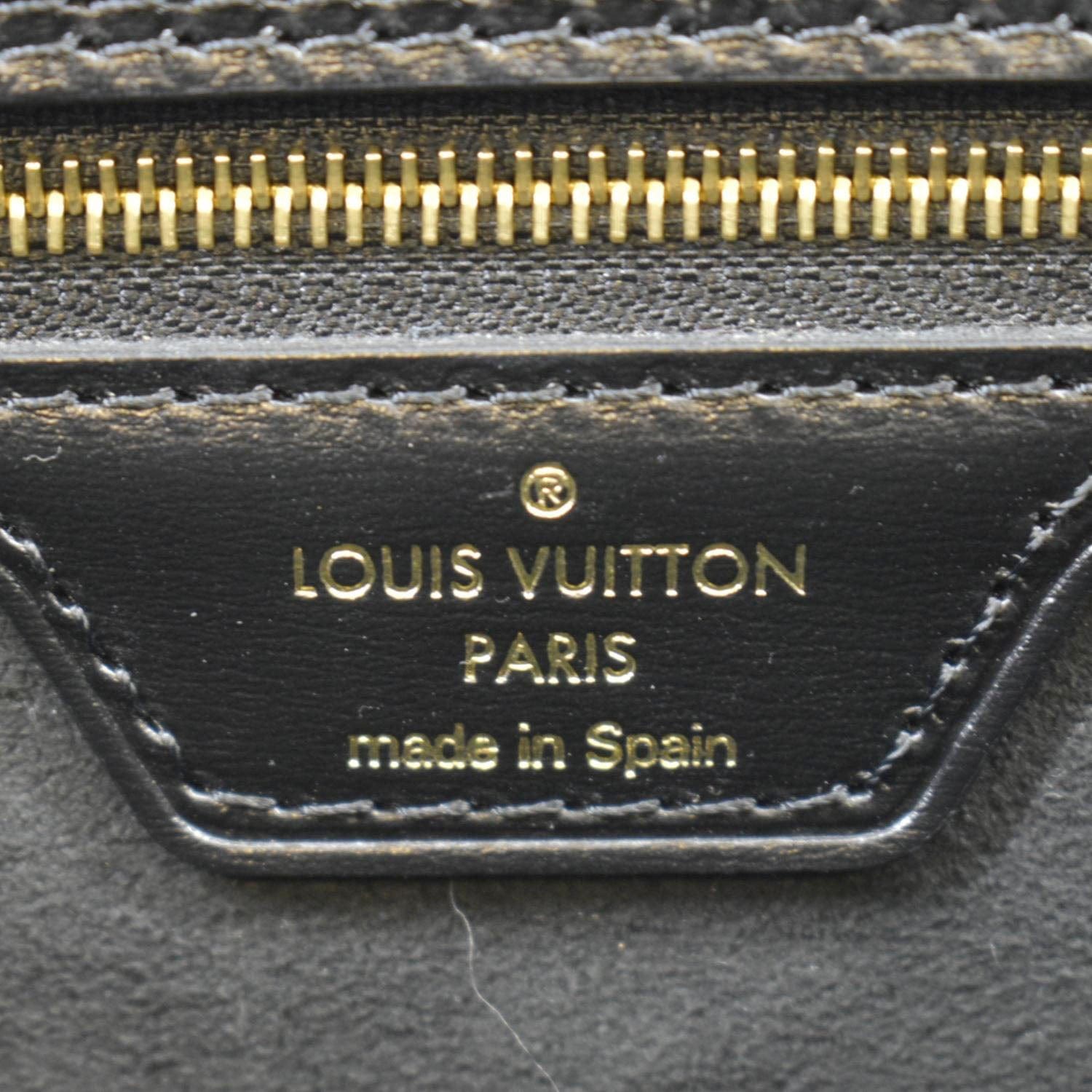 Louis Vuitton Game On Neverfull MM in black 