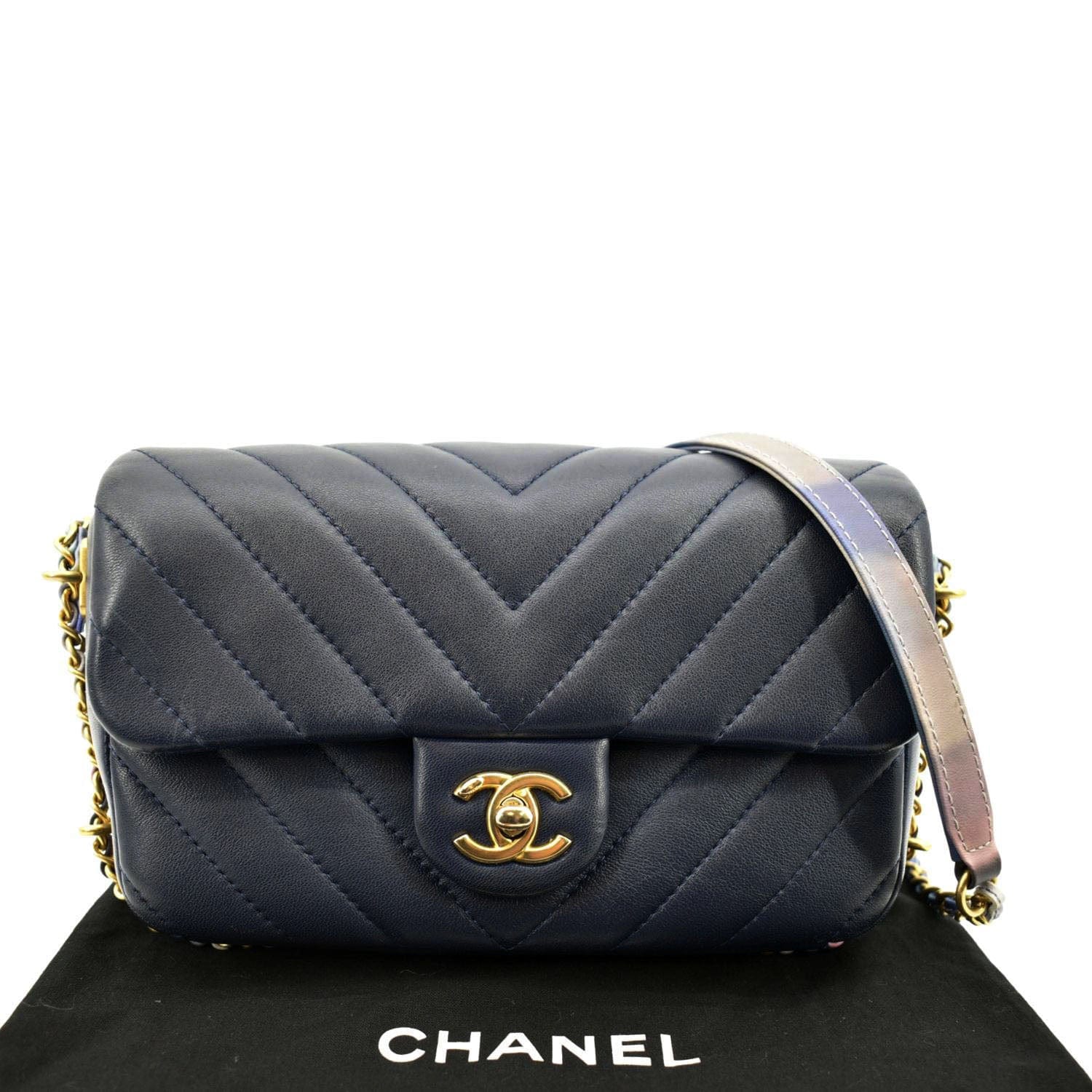 Chanel Chevron Patent Leather Small/mini Flap 15s Navy Blue Cross Body Bag