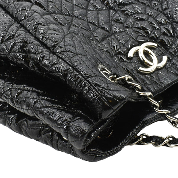 CHANEL Camellia Embossed Vinyl Leather Shoulder Bag Bag Black