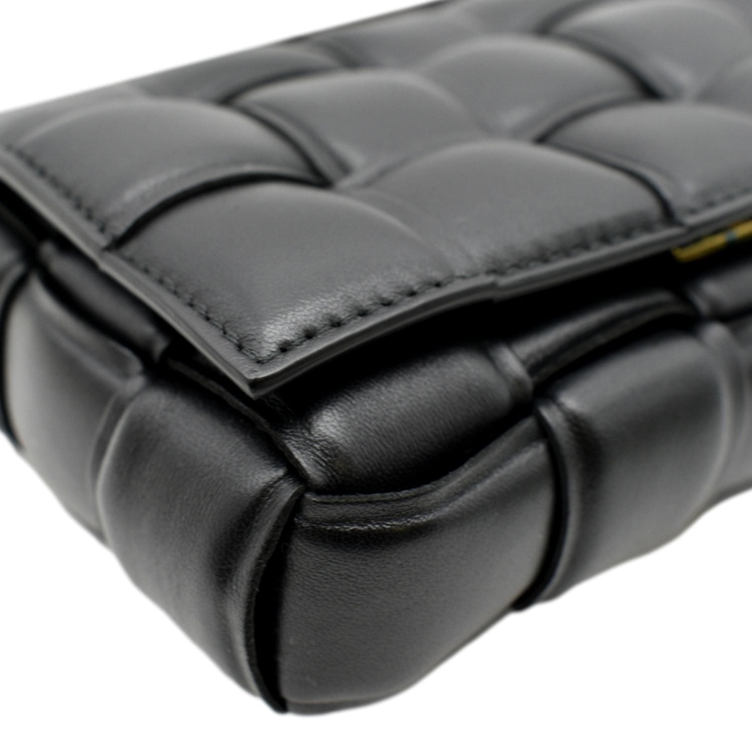 Bottega Veneta Thunder Cassette Woven Leather Crossbody Bag - Ann's  Fabulous Closeouts