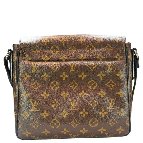 LOUIS VUITTON District PM Monogram Canvas Messenger Bag Brown